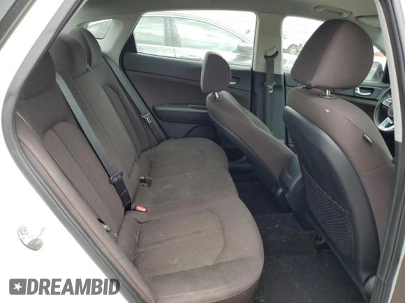 2019 Kia Optima LX z VIN 5XXGT4L38KG308568, wystawiony jako Copart lot #57218295 z przebiegiem 71 963 mil mil oraz Szkoda całkowita • Salvage title. Historia ofert i sprzedaży dostępna na DreamBid. Obrazek 10.