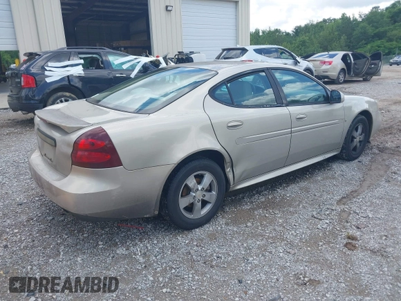 2008 Pontiac Grand Prix z VIN 2G2WP552081107812, wystawiony jako IAAI lot #42390408 z przebiegiem 244 642 mil mil oraz . Historia ofert i sprzedaży dostępna na DreamBid. Obrazek 4.