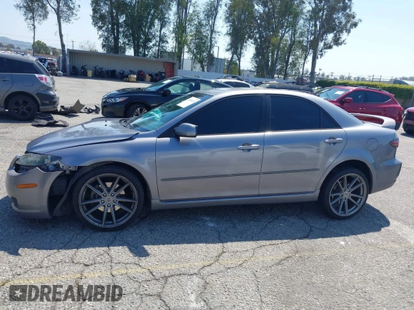 2008 Mazda 6 i Sport VE with VIN 1YVHP80C085M25427, listed as a IAAI auction lot 41991473 with 185,192 mi miles. Bid and sale history available at carsss.com. Image 14.