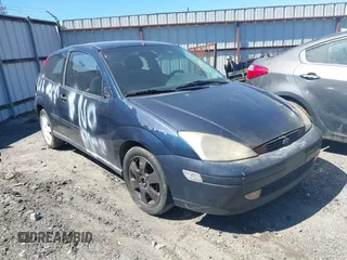 2001 Ford Focus ZX3 z VIN 3FAFP31371R229444, wystawiony jako IAAI lot #41767955 z przebiegiem 190 513 mil mil oraz . Historia ofert i sprzedaży dostępna na DreamBid. Obrazek 1.