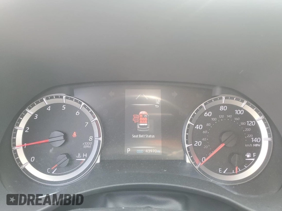 2022 Toyota Highlander LE with VIN 5TDBZRBH3NS175711, listed as a Copart auction lot 58722515 with 43,970 mi miles and Clean title. Bid and sale history available at DreamBid. Image 9.