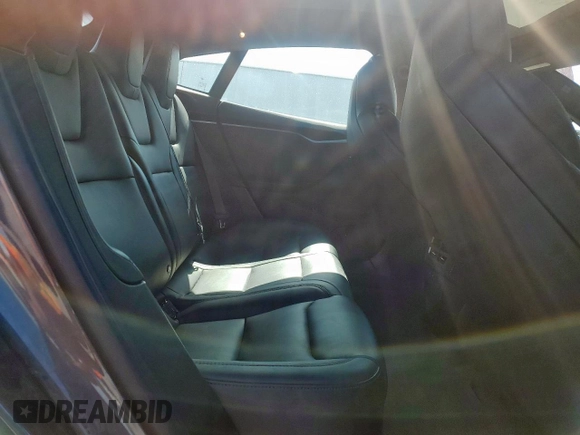 2018 Tesla Model S 75D с VIN 5YJSA1E21JF260383, выставлен на аукционе Copart как лот 61927665 с пробегом 74 644 миль миль и Списание • Salvage title. История ставок и продаж доступна на DreamBid. Изображение 10.