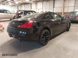 2011 Infiniti G37 Coupe Journey with VIN JN1CV6EK6BM211021, listed as a IAAI auction lot 41574960 with 135,629 mi miles. Bid and sale history available at carsss.com. Image 4.