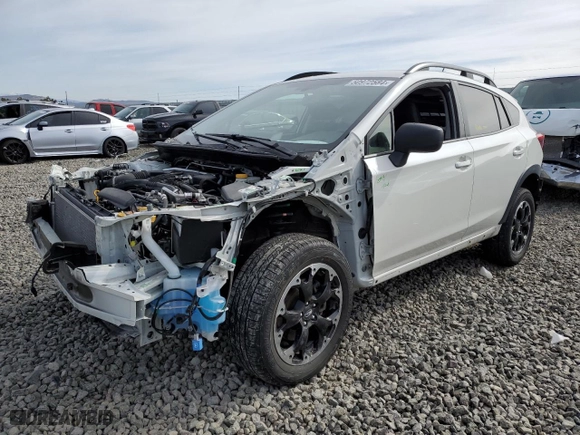 2022 Subaru Crosstrek with VIN JF2GTABC4N8229049, listed as a Copart auction lot 50972584 with 37,575 mi miles and Salvage Title. Bid and sale history available at carsss.com. Image 1.