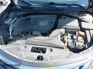 2013 Nissan Altima 2.5 SV with VIN 1N4AL3AP4DC145691, listed as a IAAI auction lot 41977783 with 146,075 mi miles. Bid and sale history available at carsss.com. Image 10.