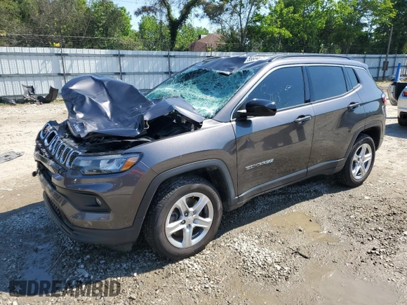 2023 Jeep Compass Latitude с VIN 3C4NJDBN0PT563629, выставлен на аукционе Copart как лот 55604875 с пробегом 80 742 миль миль и Списание • Salvage title. История ставок и продаж доступна на DreamBid. Изображение 1.