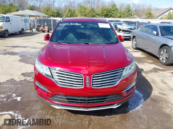 2015 Lincoln MKC z VIN 5LMCJ1A90FUJ32652, wystawiony jako IAAI lot #41853480 z przebiegiem 110 219 mil mil oraz . Historia ofert i sprzedaży dostępna na DreamBid. Obrazek 12.