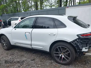 2023 Porsche Macan с VIN WP1AA2A5XPLB21908, выставлен на аукционе IAAI как лот 42222633 с пробегом 72 779 миль миль и . История ставок и продаж доступна на DreamBid. Изображение 14.