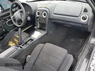 1994 Mazda MX-5 Miata with VIN JM1NA3534R0513305, listed as a Copart auction lot 52489865 with 150,481 mi miles and Salvage title. Bid and sale history available at DreamBid. Image 8.