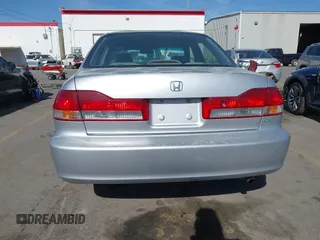2001 Honda Accord LX with VIN JHMCG66531C014357, listed as a IAAI auction lot 42038445 with 171,864 mi miles and . Bid and sale history available at DreamBid. Image 16.