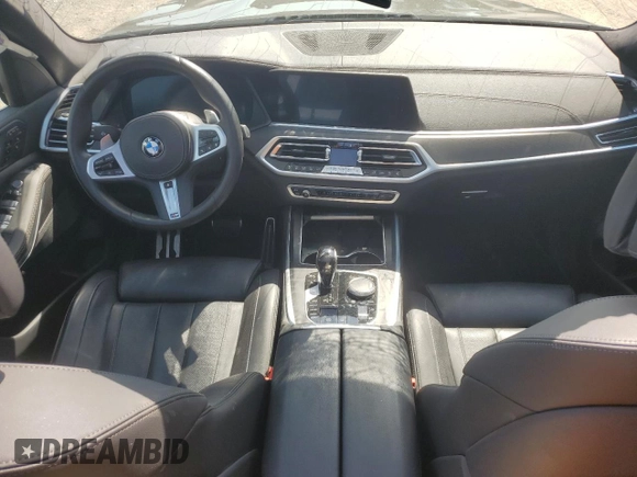 2022 BMW X7 xDrive40i z VIN 5UXCW2C07N9L74738, wystawiony jako Copart lot #53938795 z przebiegiem Nie podano mil oraz Szkoda całkowita • Salvage title. Historia ofert i sprzedaży dostępna na DreamBid. Obrazek 8.