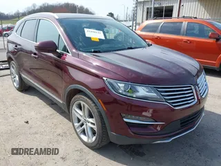2016 Lincoln MKC Reserve z VIN 5LMCJ3D93GUJ20035, wystawiony jako IAAI lot #41898141 z przebiegiem 144 152 mil mil oraz . Historia ofert i sprzedaży dostępna na DreamBid. Obrazek 1.