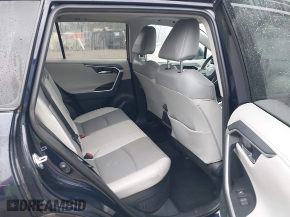 2020 Toyota RAV4 Hybrid Limited with VIN 4T3DWRFV1LU005327, listed as a IAAI auction lot 41886432 with 13,107 mi miles. Bid and sale history available at carsss.com. Image 8.