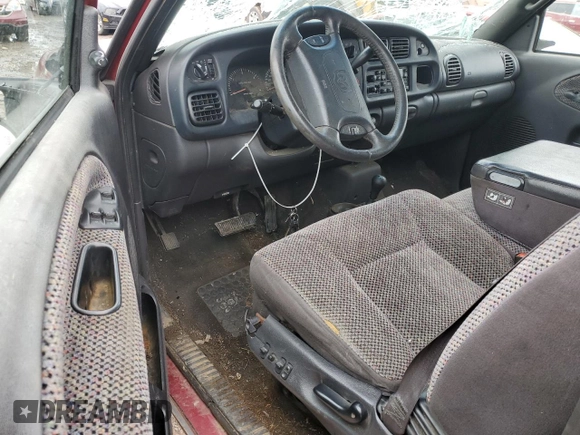 1999 Dodge 2500 z VIN 1B7KF2367XJ566373, wystawiony jako Copart lot #47942975 z przebiegiem 134 136 mil mil oraz Szkoda całkowita • Salvage title. Historia ofert i sprzedaży dostępna na DreamBid. Obrazek 8.