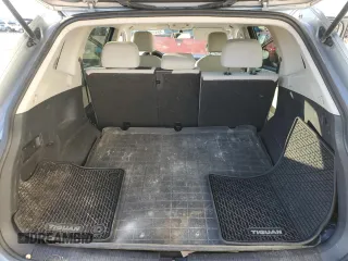 2020 Volkswagen Tiguan SE with VIN 3VV2B7AX7LM098132, listed as a Copart auction lot 48428785 with 80,514 mi miles and Salvage Title. Bid and sale history available at DreamBid. Image 6.
