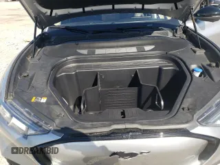 2021 Ford Mustang Mach-E Premium с VIN 3FMTK3SS9MMA36260, выставлен на аукционе Copart как лот 52436515 с пробегом 39 106 миль миль и Списание • Salvage title. История ставок и продаж доступна на DreamBid. Изображение 12.