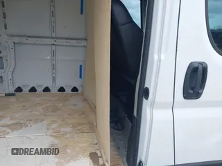 2017 Ram ProMaster Cargo z VIN 3C6TRVAG9HE546267, wystawiony jako IAAI lot #42180933 z przebiegiem 78 805 mil mil oraz . Historia ofert i sprzedaży dostępna na DreamBid. Obrazek 8.