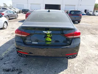 2015 Hyundai Genesis 5.0L with VIN KMHGN4JF0FU081945, listed as a IAAI auction lot 41547186 with 134,956 mi miles. Bid and sale history available at carsss.com. Image 16.