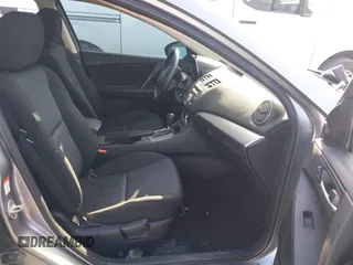 2010 Mazda 3 i SV with VIN JM1BL1SF4A1148543, listed as a IAAI auction lot 40110323 with 131,801 mi miles and . Bid and sale history available at DreamBid. Image 5.