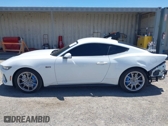 2024 Ford Mustang GT с VIN 1FA6P8CF1R5412664, выставлен на аукционе IAAI как лот 42293885 с пробегом 14 429 миль миль и . История ставок и продаж доступна на DreamBid. Изображение 15.