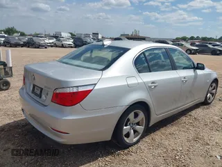 2008 BMW 5 Series 528i with VIN WBANU53558CT09789, listed as a IAAI auction lot 42073248 with 125,416 mi miles and . Bid and sale history available at carsss.com. Image 4.
