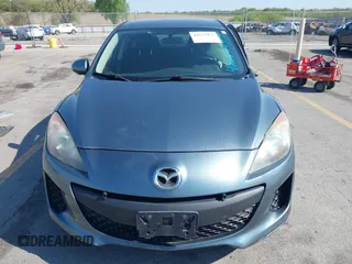 2012 Mazda 3 i Touring z VIN JM1BL1V73C1695634, wystawiony jako IAAI lot #42223477 z przebiegiem 138 302 mil mil oraz . Historia ofert i sprzedaży dostępna na DreamBid. Obrazek 12.
