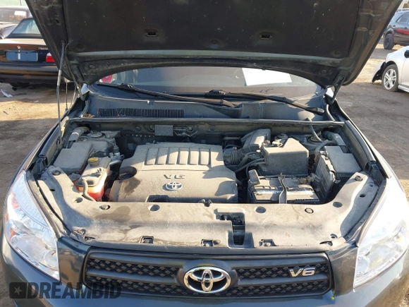 2008 Toyota RAV4 Sport with VIN JTMBK32V486030382, listed as a IAAI auction lot 41779666 with 181,463 mi miles. Bid and sale history available at carsss.com. Image 10.
