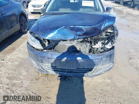 2012 Volkswagen Jetta SE с VIN 3VWDX7AJ7CM307161, выставлен на аукционе IAAI как лот 41332691 с пробегом 193 920 миль миль и . История ставок и продаж доступна на DreamBid. Изображение 6.