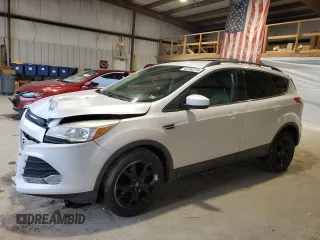2013 Ford Escape SE с VIN 1FMCU0GX6DUC13677, выставлен на аукционе Copart как лот 44182215 с пробегом 96 623 миль миль и Списание • Salvage title. История ставок и продаж доступна на DreamBid. Изображение 1.