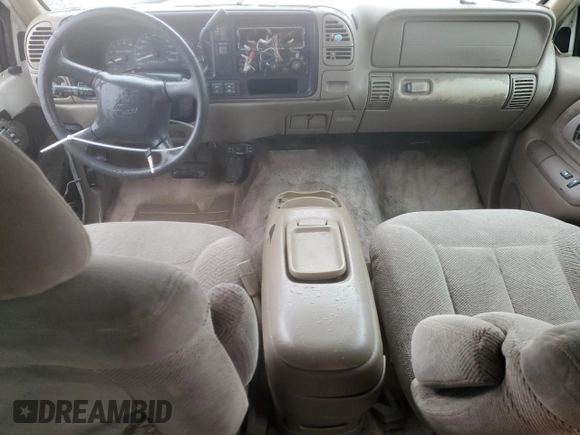 1998 Chevrolet Suburban with VIN 1GNGK26J4WJ325958, listed as a Copart auction lot 43348505 with 154,638 mi miles and Salvage Title. Bid and sale history available at carsss.com. Image 8.