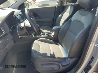 2017 Kia Niro EX with VIN KNDCC3LC8H5037260, listed as a Copart auction lot 48486795 with 58,025 mi miles and Salvage Title. Bid and sale history available at carsss.com. Image 7.
