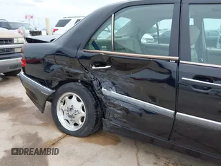 2000 Mercedes-Benz C 230 Kompressor z VIN WDBHA24G9YA851219, wystawiony jako IAAI lot #42392855 z przebiegiem 119 588 mil mil oraz . Historia ofert i sprzedaży dostępna na DreamBid. Obrazek 6.
