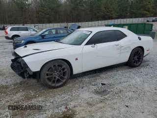 2020 Dodge Challenger R/T Scat Pack 50th Anniversary z VIN 2C3CDZFJ8LH149041, wystawiony jako Copart lot #50160245 z przebiegiem 21 085 mil mil oraz Czysty tytuł • Clean title. Historia ofert i sprzedaży dostępna na DreamBid. Obrazek 1.