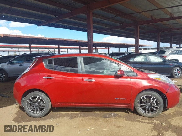 2015 Nissan LEAF SV with VIN 1N4AZ0CP5FC308068, listed as a IAAI auction lot 41582997 with 53,230 mi miles. Bid and sale history available at carsss.com. Image 13.