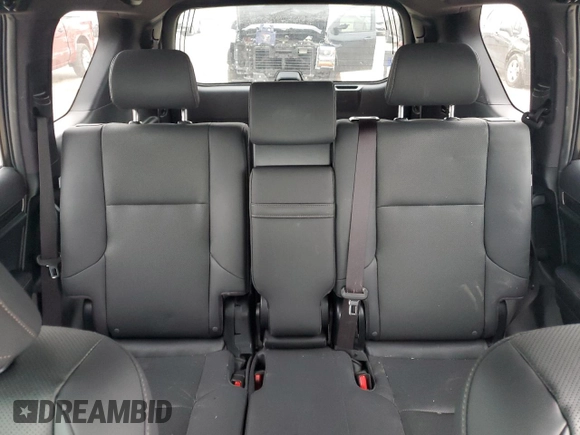 2021 Lexus GX 460 Premium z VIN JTJAM7BX2M5300558, wystawiony jako Copart lot #52483825 z przebiegiem 61 890 mil mil oraz Szkoda całkowita • Salvage title. Historia ofert i sprzedaży dostępna na DreamBid. Obrazek 10.