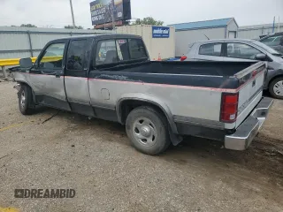 1995 Dodge Dakota z VIN 1B7GL23X2SS386485, wystawiony jako Copart lot #72893124 z przebiegiem 202 537 mil mil oraz Szkoda całkowita • Salvage title. Historia ofert i sprzedaży dostępna na DreamBid. Obrazek 2.