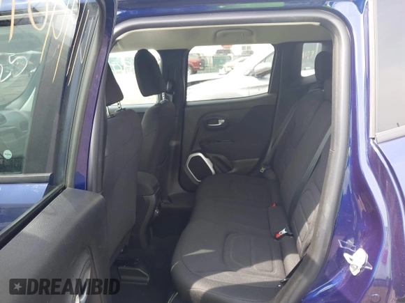 2018 Jeep Renegade Latitude with VIN ZACCJABB8JPG83883, listed as a IAAI auction lot 41940718 with 57,688 mi miles. Bid and sale history available at carsss.com. Image 8.