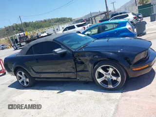 2005 Ford Mustang Deluxe with VIN 1ZVHT84N655208101, listed as a IAAI auction lot 42546747 with 68,918 mi miles and . Bid and sale history available at DreamBid. Image 13.