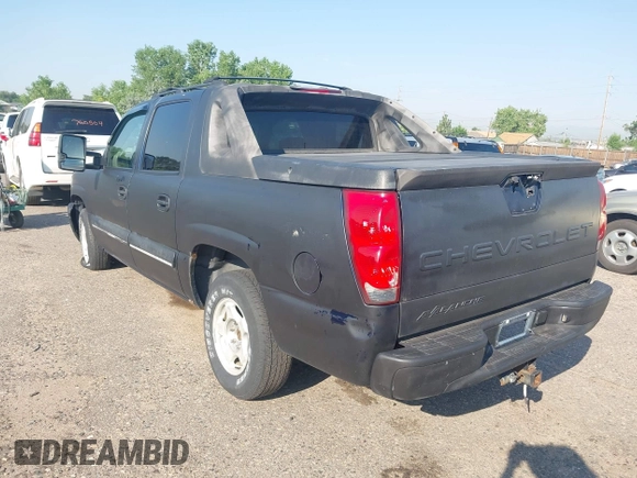 2004 Chevrolet Avalanche Z66 with VIN 3GNEC12T44G143228, listed as a IAAI auction lot 42773621 with 235,336 mi miles and . Bid and sale history available at DreamBid. Image 3.