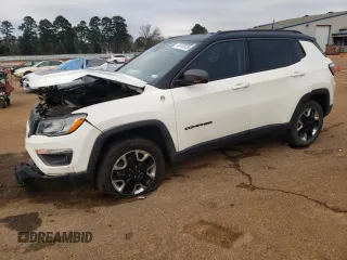 2018 Jeep Compass Trailhawk with VIN 3C4NJDDB1JT130136, listed as a Copart auction lot 47416525 with 74,662 mi miles and Salvage Title. Bid and sale history available at carsss.com. Image 1.