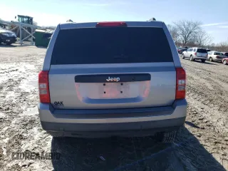 2015 Jeep Patriot Sport z VIN 1C4NJPBB6FD419563, wystawiony jako Copart lot #46986845 z przebiegiem Nie podano mil oraz Szkoda całkowita • Salvage title. Historia ofert i sprzedaży dostępna na DreamBid. Obrazek 6.