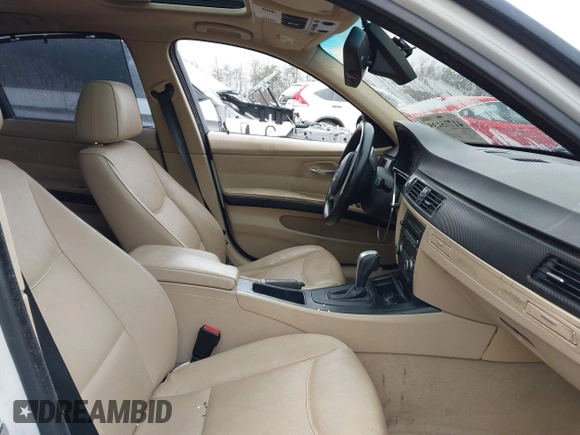 2007 BMW 3 Series 328i with VIN WBAVA335X7P141314, listed as a IAAI auction lot 41773135 with 131,955 mi miles. Bid and sale history available at carsss.com. Image 5.