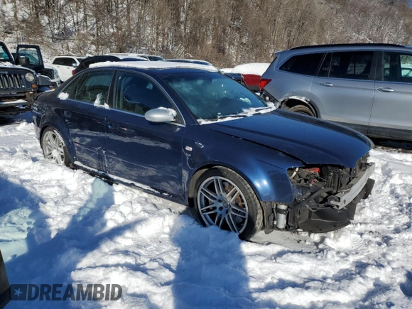 2008 Audi RS 4 z VIN WUADU78E68N902104, wystawiony jako Copart lot #41363035 z przebiegiem 66 961 mil mil oraz Szkody całkowita. Historia ofert i sprzedaży dostępna na DreamBid. Obrazek 4.