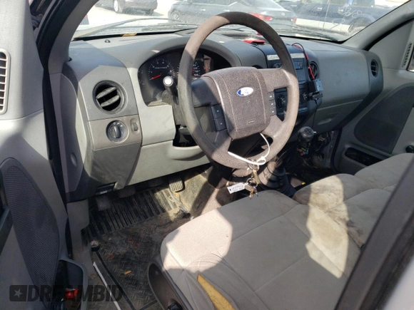 2007 Ford F-150 XL с VIN 1FTRF12247NA01532, выставлен на аукционе Copart как лот 55058495 с пробегом 132 823 миль миль и Списание • Salvage title. История ставок и продаж доступна на DreamBid. Изображение 8.