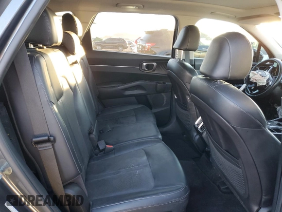 2021 Kia Sorento S with VIN 5XYRL4LC8MG008424, listed as a Copart auction lot 82995834 with 90,992 mi miles and Salvage Title. Bid and sale history available at carsss.com. Image 10.