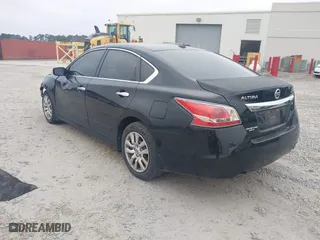 2015 Nissan Altima 2.5 with VIN 1N4AL3AP0FC414000, listed as a IAAI auction lot 41521490 with 178,175 mi miles. Bid and sale history available at carsss.com. Image 3.