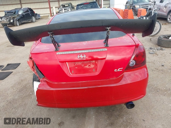 2005 Scion tC z VIN JTKDE167950048609, wystawiony jako IAAI lot #42085650 z przebiegiem 150 360 mil mil oraz . Historia ofert i sprzedaży dostępna na DreamBid. Obrazek 16.