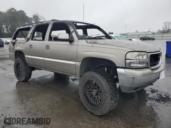 2002 GMC Yukon XL SLT with VIN 3GKEC16Z22G198396, listed as a Copart auction lot 45027875 with 0 mi miles and Salvage Title. Bid and sale history available at carsss.com. Image 4.