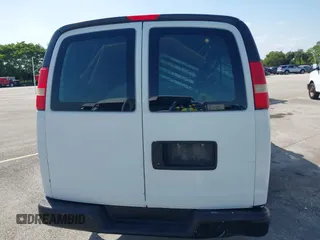 2012 Chevrolet Express Cargo z VIN 1GCSGAFX4C1176269, wystawiony jako IAAI lot #42236598 z przebiegiem 251 408 mil mil oraz . Historia ofert i sprzedaży dostępna na DreamBid. Obrazek 16.