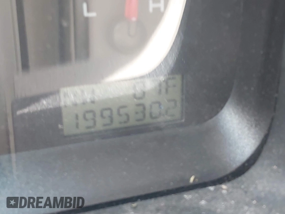 2005 Ford F-150 XLT with VIN 1FTRW12W45KC33713, listed as a IAAI auction lot 42706335 with 199,530 mi miles and . Bid and sale history available at DreamBid. Image 7.